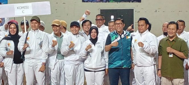 Ketua DPRD Kabupaten Bandung Buka Pekan Olahraga DPRD Pertama di Indonesia
