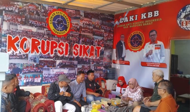 
					LAKI Cihampelas Mendorong Dinas LH KBB Segera Tutup Peternakan Ayam di Desa Tanjungwangi, Kades Diduga Ingkar Janji
