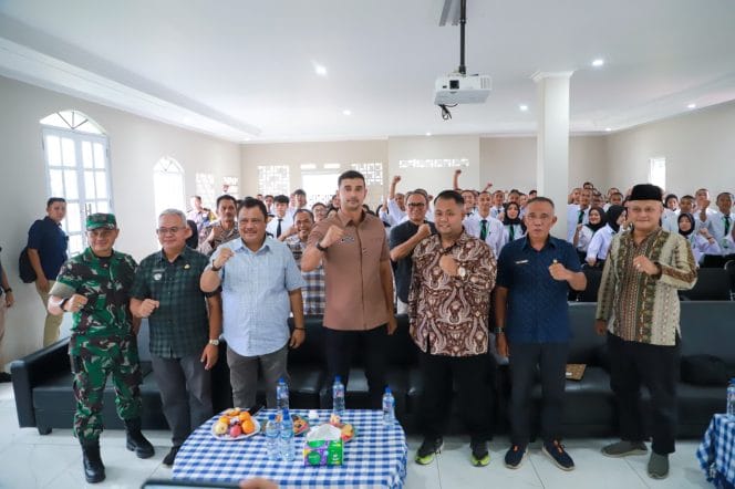 Wabup Bandung Ali Syakieb Ungkap Pengalamannya Selama di Jepang ke Calon Pekerja Migran