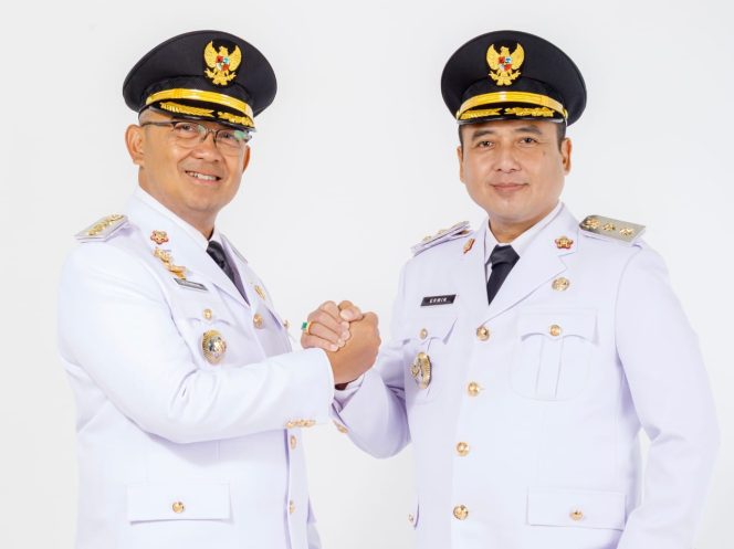 
					Sah, Farhan dan Erwin Resmi Dilantik Jadi Wali Kota dan Wakil Wali Kota Bandung 2025-2030