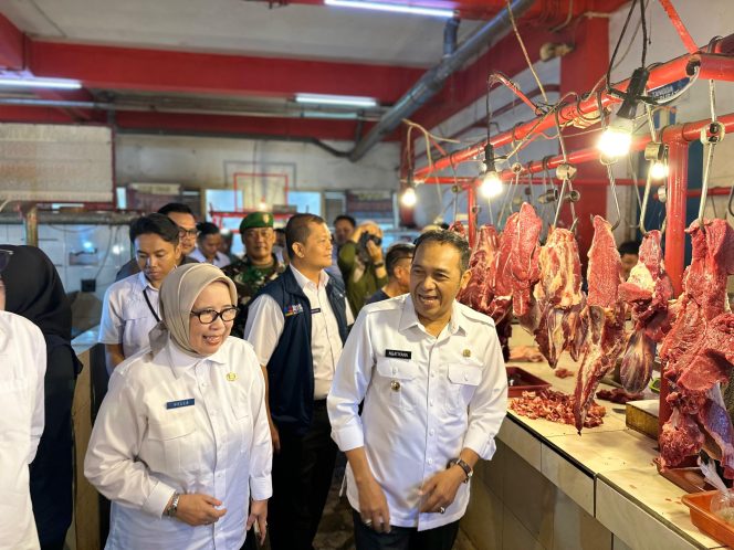 
					Pemkot Cimahi Sidak ke Pasar Tradisional Memastikan Kestabilan Harga dan Ketersediaan Stok Bahan Pokok