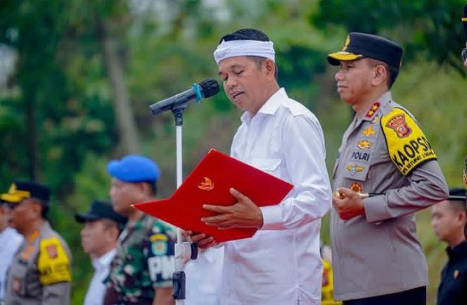 
					Gubernur Jawa Barat (Jabar), Dedi Mulyadi