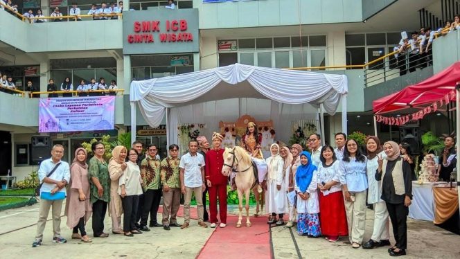 Bekal Dunia Kerja: SMK ICB Cinta Wisata Buktikan Kesiapan Siswa Lewat Praktek Wedding Adat Turki