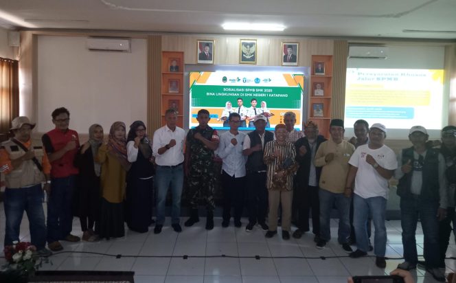 Sosialisasi SPMB SMK 2025 Bina Lingkungan di SMKN 1 Katapang