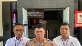 Kabid Humas Polda Jabar, Kombes Pol Hendra Rochmawan saat memberikan keterangan di Bandung, Rabu (23/7/2025). ANTARA