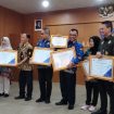 Raihan penghargaan strategis atas kinerja keuangan daerah yang dinilai sangat baik oleh Pemerintah Kota Cimahi.