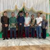 Sultan Todore, Sultan Husain Alting Sjah (Tengah memakai kopiah)