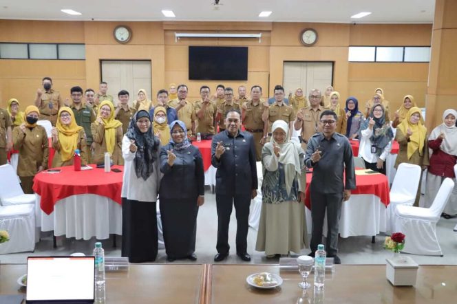 Gelaran Rapat Kerja Data Statistik Sektoral dan Evaluasi Publikasi Data Kota Cimahi Tahun 2025.