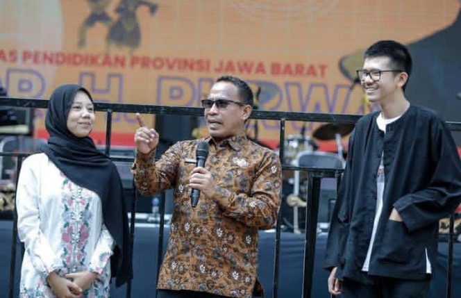 epala Dinas Pendidikan (Kadisdik) Jawa Barat (Jabar), Purwanto.