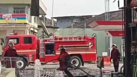 Kebakaran di salah satu pom bensin yang berlokasi di Kelurahan Utama, RW 05, Kecamatan Cimahi Selatan.