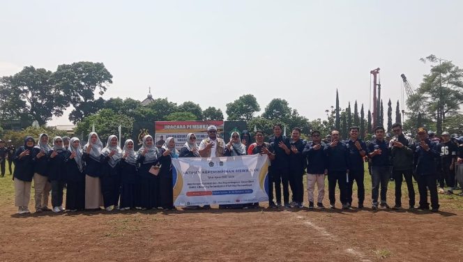 
					Latihan Kepemimpinan Siswa SMAN 4 Bandung TA 2025-2026