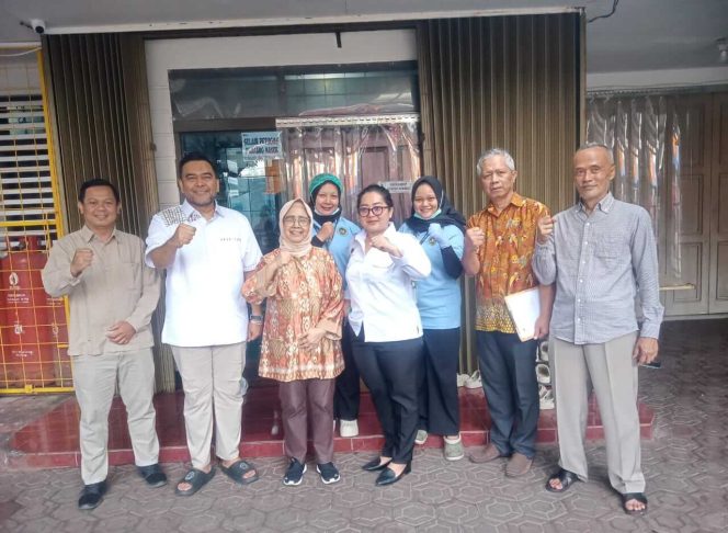 
					Monitoring Komite SMKN 8 Bandung ke SPPG Lengkong Turangga 04