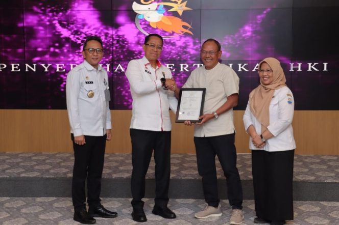 Awarding Kompetisi Cimahi Motekar Award 2025