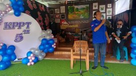 Yuyun Juhana ketua Komunitas Pedagang Pasar Tumpah (KPPT).