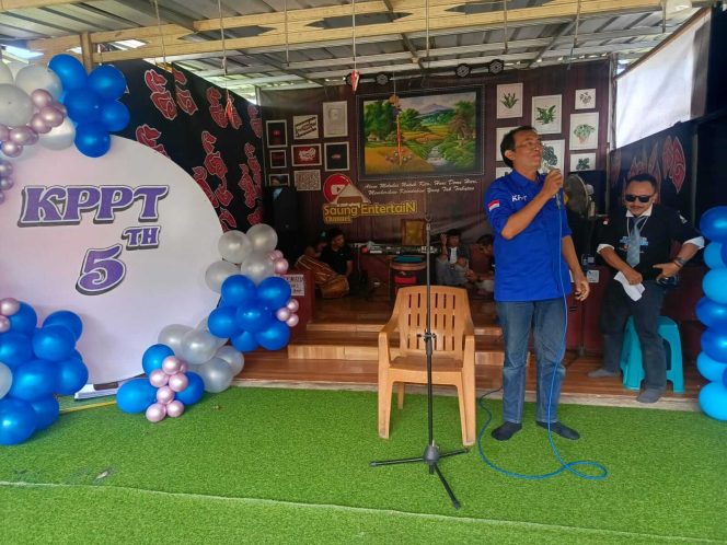 Yuyun Juhana ketua Komunitas Pedagang Pasar Tumpah (KPPT).