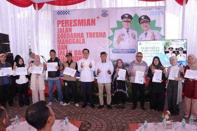 Peresmian Jalan Soedarna Tresna Manggala dan Jalan Dann Sugandha