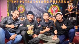 Ketua Umum Paguron Gadjah Putih Putra Layang Pusaka (GPMPP PLP) beserta jajaran.