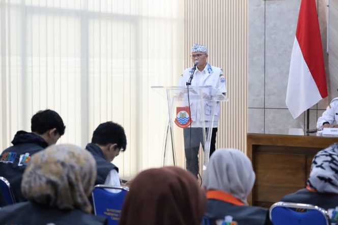 
Kepala Dinas Komunikasi dan Informatika Kota Cimahi, Achmad Saefulloh.