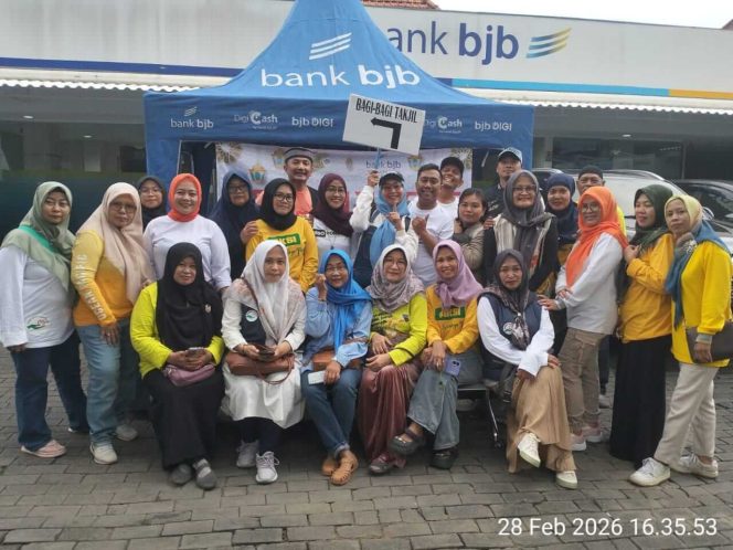 Semangat Berbagi digelar Baksos’e Suroboyo, 500 Paket Takjil Guna Wujudkan Semangat Berbagi Ramadhan 1447 H