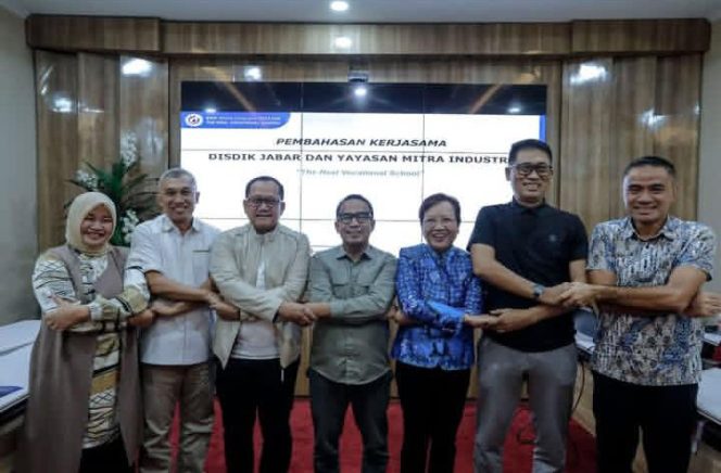 SMK Mitra Industri MM2100, Wujud SMK Impian Gubernur Jabar