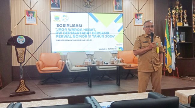 Kasi Pemerintahan Kecamatan Bandung Kulon Tjakra Irawan, S.T., M.M.,