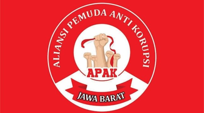 Aliansi Pemuda Anti Korupsi (APAK) yang diketuai oleh Yadi Suryadi.
