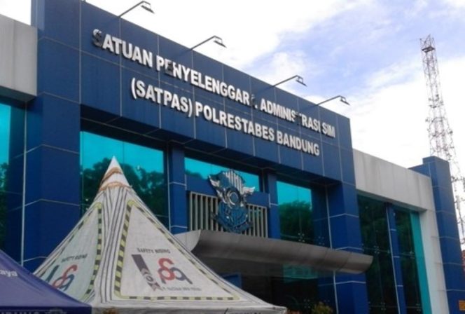 Satuan Penyelenggara Administrasi SIM (Satpas) Polrestabes Bandung.