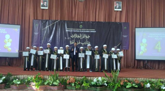 STP Khoiru Ummah Apresiasi Prestasi Tahfizh dan Akademik, Cetak Generasi Qurani Berjiwa Pemimpin