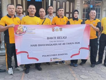 Polsek Bandung Kulon gelar kegiatan Jum'at Bersih.