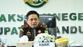 Kepala Kejaksaan Tinggi Jawa Barat Dr. Sutikno, S.H., M.H..