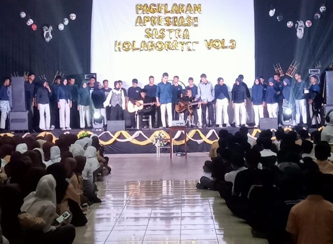 Pagelaran Sastra Kolaboratif Vol. 3 SMKN 5 Bandung dengan mengusung tagline 