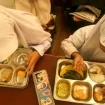 Ilustrasi: Siswa menyantap paket menu Program Makan Bergizi Gratis (MBG) di SDN 1 Babadan, Tulungagung, Jawa Timur, Selasa (16/5/2026). ANTARA.
