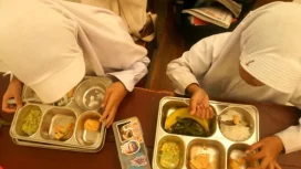 Ilustrasi: Siswa menyantap paket menu Program Makan Bergizi Gratis (MBG) di SDN 1 Babadan, Tulungagung, Jawa Timur, Selasa (16/5/2026). ANTARA.