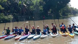 Sekolah Stand Up Paddle (SUP) Surabaya, menjadi langkah baru dalam pengembangan olahraga air di Kota Pahlawan.