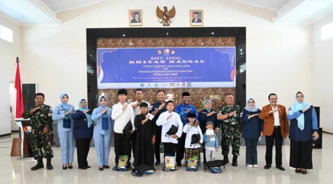 Persatuan Putra Putri Angkatan Udara Jawa Timur dan PPPAU Cabang Lanud Muljono bersinergi menyelenggarakan kegiatan Bakti Sosial Khitan Massal.