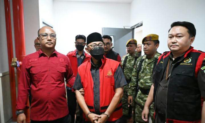 Wakil Bupati Indramayu, Syaefudin, resmi ditahan oleh Kejaksaan Tinggi (Kejati) Jawa Barat pada Rabu, 21 Oktober 2026.
